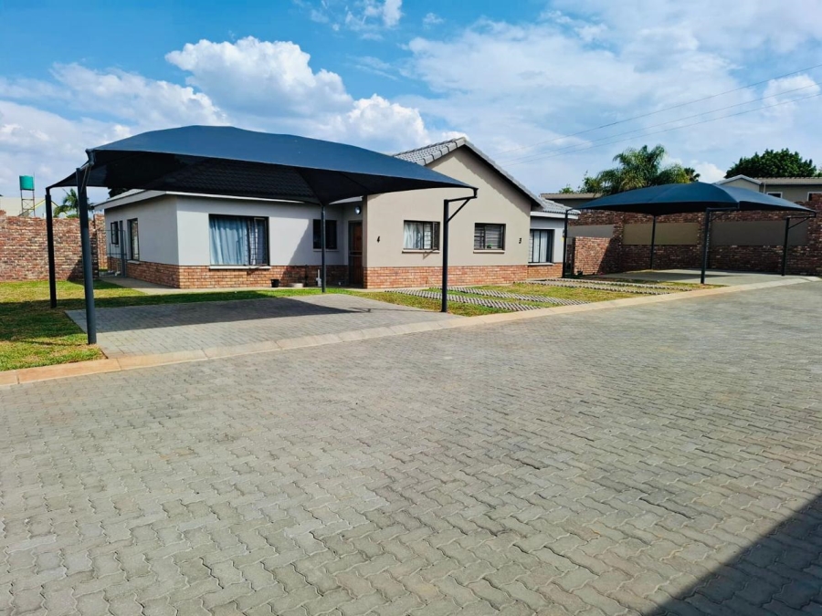 3 Bedroom Property for Sale in Waterval East North West